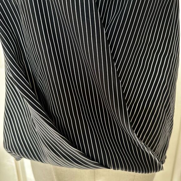 Rag and Bone Victor sleeveless silk blouse - Picture 12 of 14